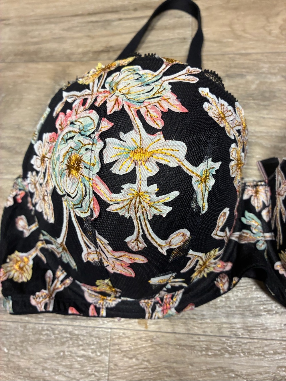 Victoria Secret Floral Embroidered Lined Dream Angels Demi Bra - Picture 2 of 10